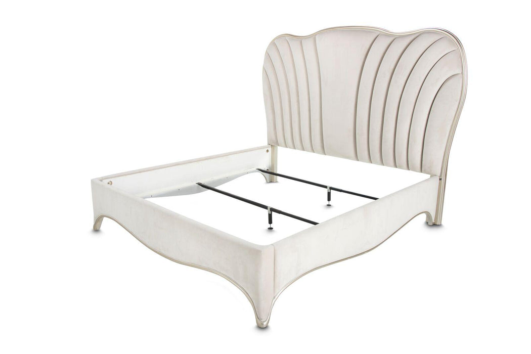 London Place Cal King Upholstered Panel Bed in Creamy Pearl