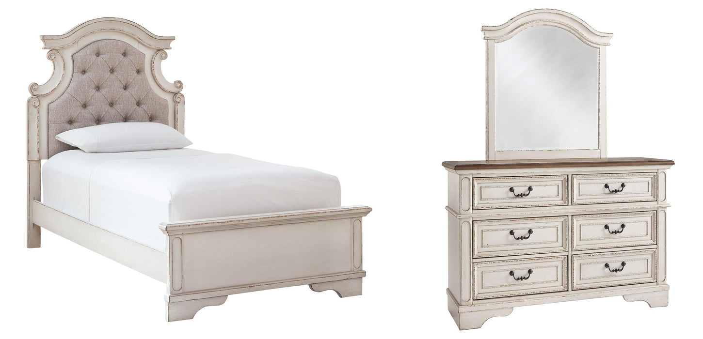 Realyn 5-Piece Youth Bedroom Set image